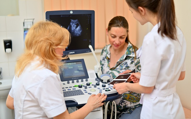 Ультра-звуковое исследование УЗИ скриниг 3-го триместра беременности